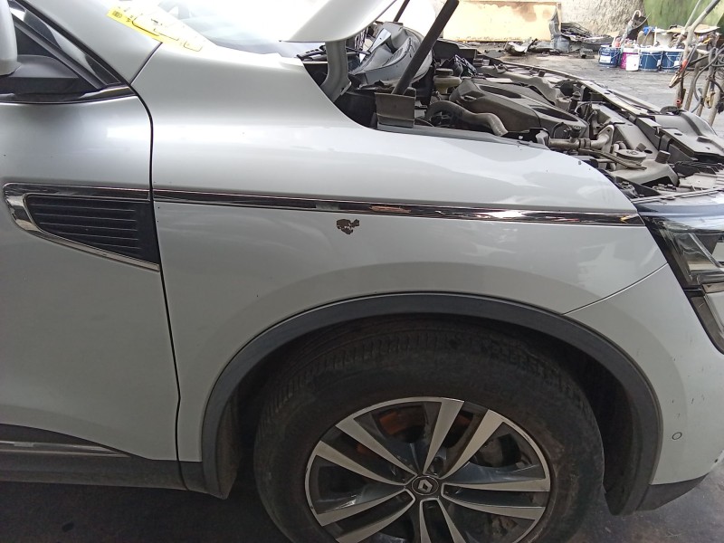 Recambio de aleta delantera derecha para renault koleos ii (hc_) 1.6 dci 130 referencia OEM IAM 631008830R  