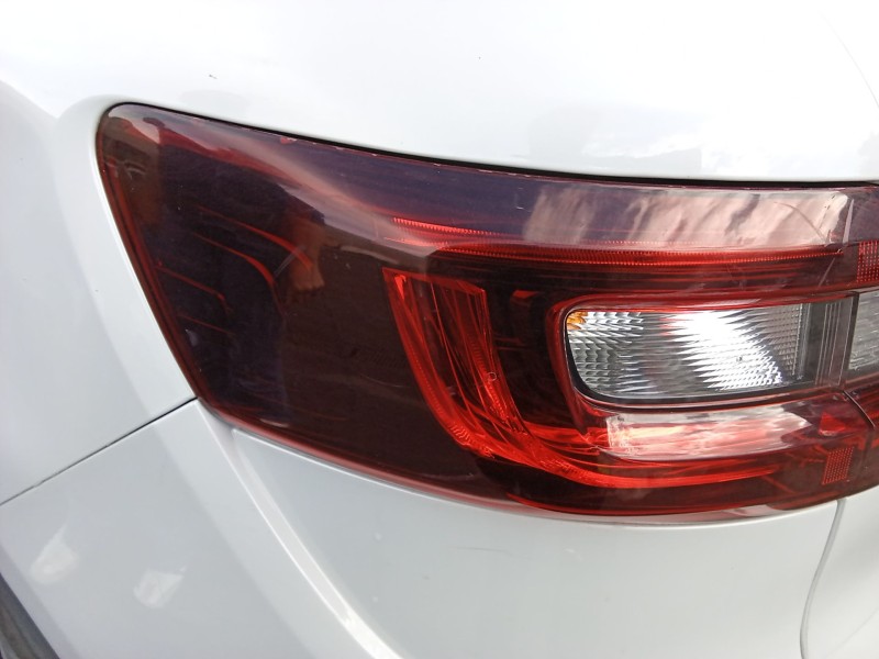 Recambio de piloto trasero izquierdo para renault koleos ii (hc_) 1.6 dci 130 referencia OEM IAM 265557791R  