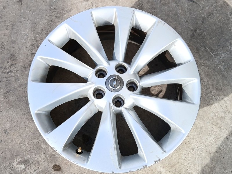Recambio de llanta para opel mokka 1.5 (76) referencia OEM IAM 95493724 X1 18 PULGADAS
