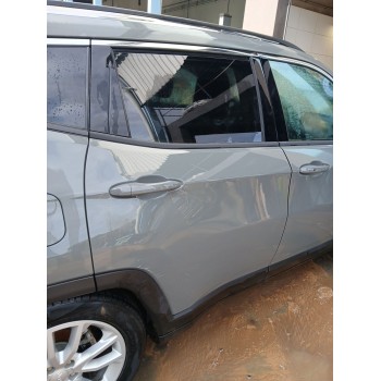 PUERTA TRASERA DERECHA 