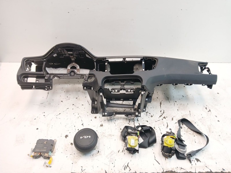 Recambio de kit airbag para kia ceed (cd) 1.6 crdi 136 referencia OEM IAM 84710J7AA0WK  