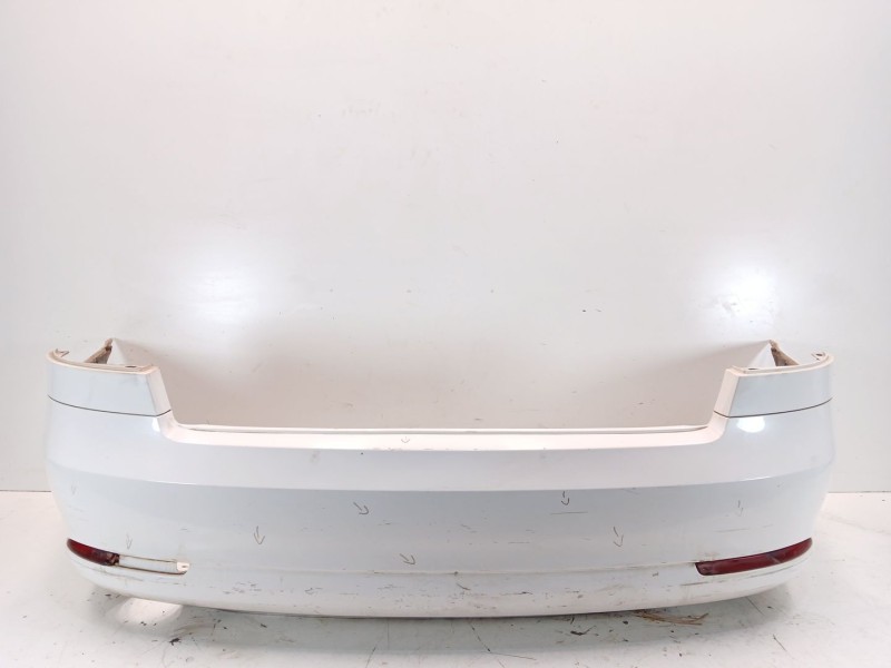 Recambio de paragolpes trasero para skoda octavia berlina (1z3) collection referencia OEM IAM 1Z5807421F PILOTOS ROTOS 2ºSERIE