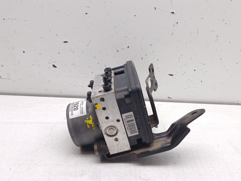 Recambio de abs para hyundai ix35 1.7 crdi cat referencia OEM IAM 589202Y620  