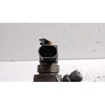 Recambio de inyector para volkswagen sharan (7n1, 7n2) 2.0 tdi 4motion referencia OEM IAM 0445110369 03l130277j 
