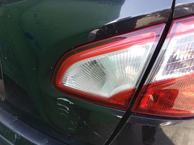 Recambio de piloto trasero derecho interior para nissan qashqai i (j10, nj10) 1.6 referencia OEM IAM 26550JD800  