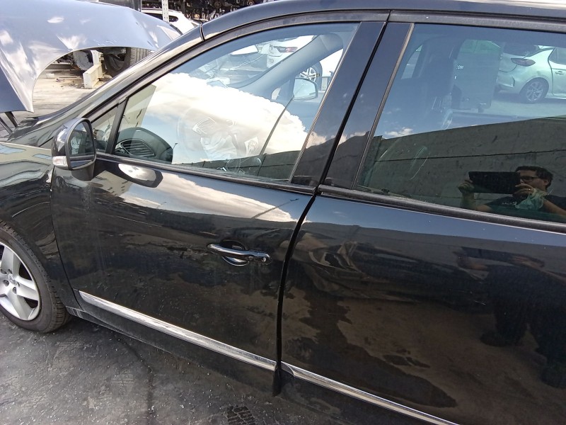 Recambio de puerta delantera izquierda para renault scénic iii (jz0/1_) 1.5 dci referencia OEM IAM 801014883R  