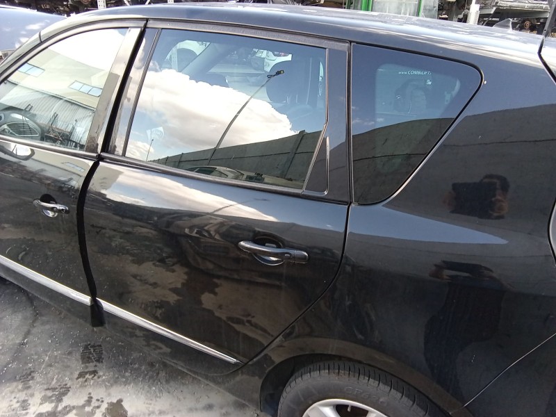 Recambio de puerta trasera izquierda para renault scénic iii (jz0/1_) 1.5 dci referencia OEM IAM 821017991R  