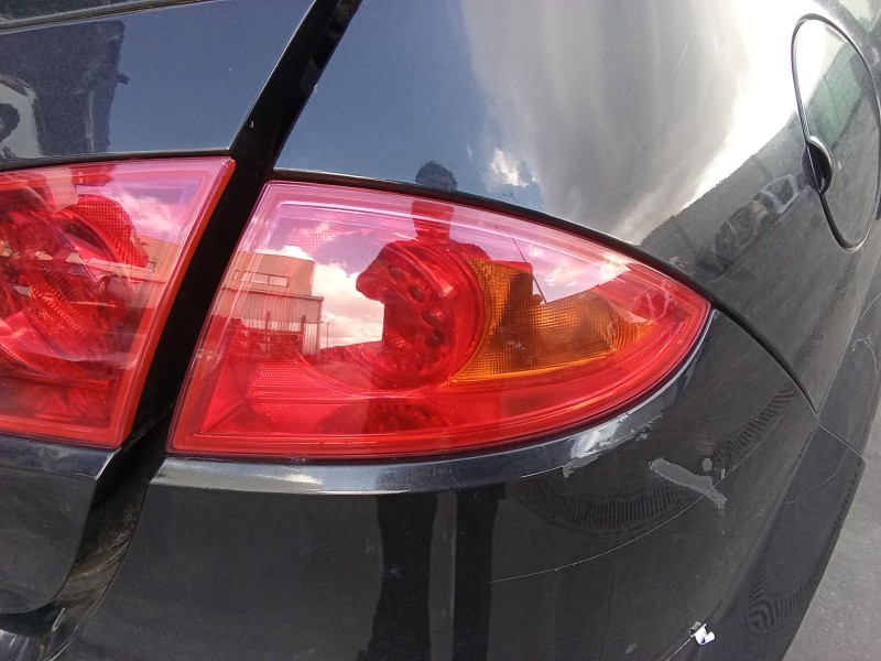 Recambio de piloto trasero derecho para seat leon (1p1) 1.9 tdi referencia OEM IAM 1P0945112C  