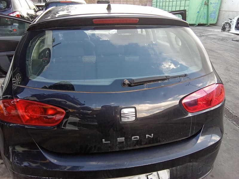 Recambio de porton trasero para seat leon (1p1) 1.9 tdi referencia OEM IAM 1P0827024  
