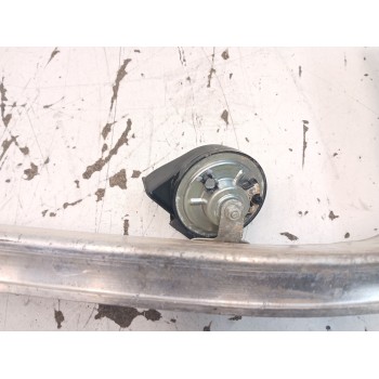 Recambio de refuerzo paragolpes delantero para renault clio iv (bh_) 0.9 tce 90 referencia OEM IAM 752107246R  