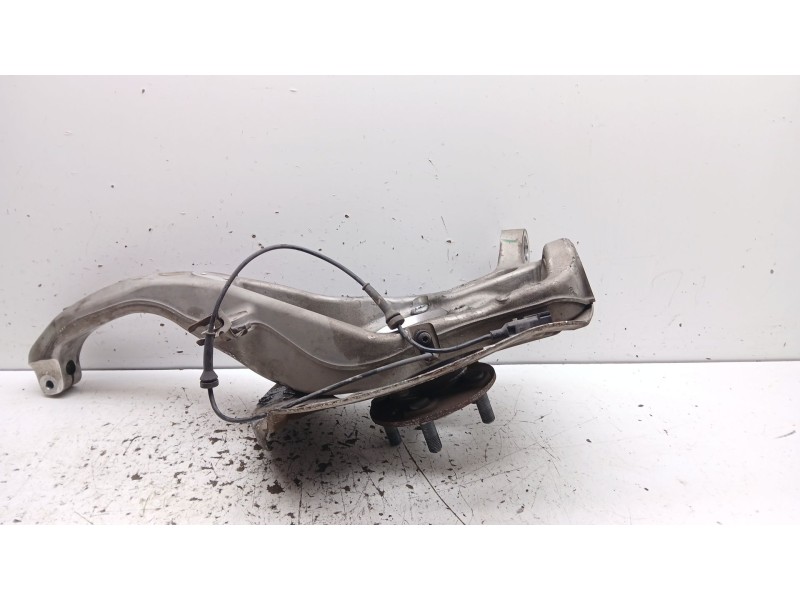 Recambio de mangueta delantera derecha para jaguar i-pace (x590) ev400 awd referencia OEM IAM j9d33k185bd  