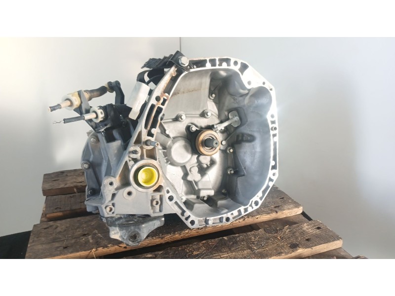 Recambio de caja cambios para renault clio iv furgón/hatchback (bh_) 1.5 dci 75 referencia OEM IAM  8201601154 / 320104925R 