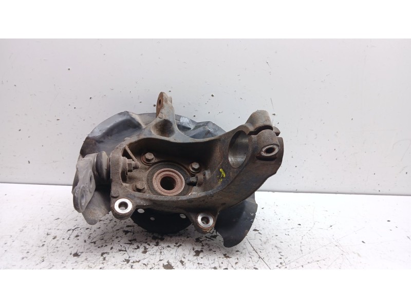 Recambio de mangueta delantera izquierda para bmw r56 cooper referencia OEM IAM 31216779795  