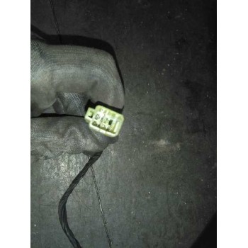 Recambio de retrovisor derecho para kia sephia gtx referencia OEM IAM  ELECTRICO 3 PIN AZUL