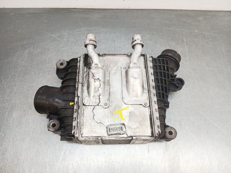Recambio de intercooler para jaguar f-pace (x761) 3.0 sdv6 awd referencia OEM IAM T2H46680 gx636k775ad 