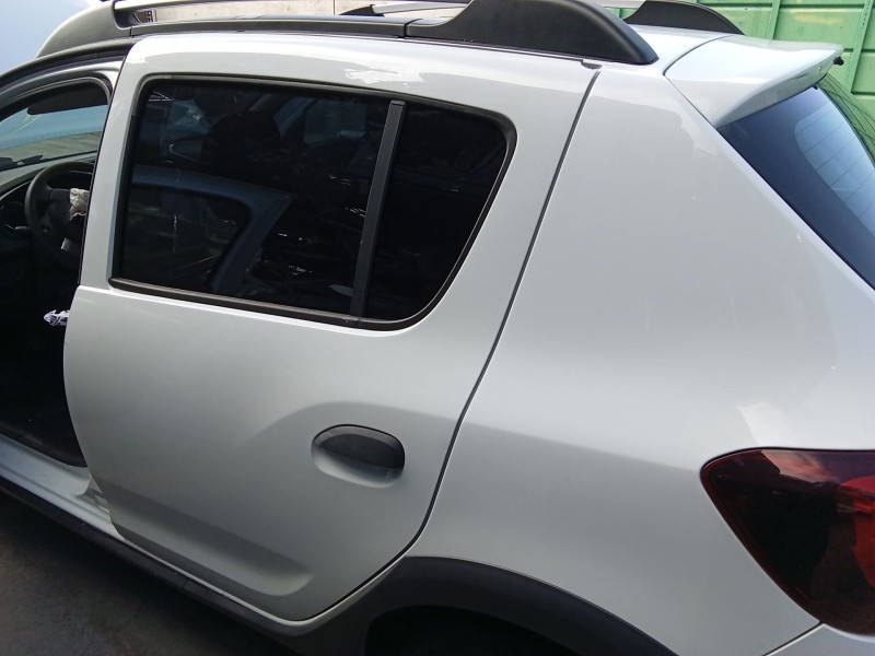 Recambio de puerta trasera izquierda para dacia sandero ii (b8_) tce 90 (b8m1, b8ma) referencia OEM IAM 821017625R  