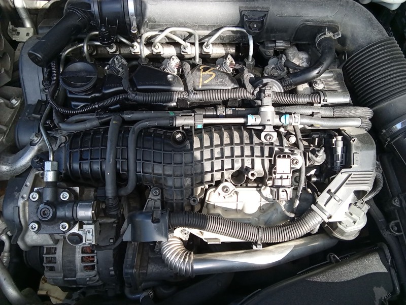 Recambio de motor completo para volvo v40 hatchback (525) d2 referencia OEM IAM d4204t8 36010067 