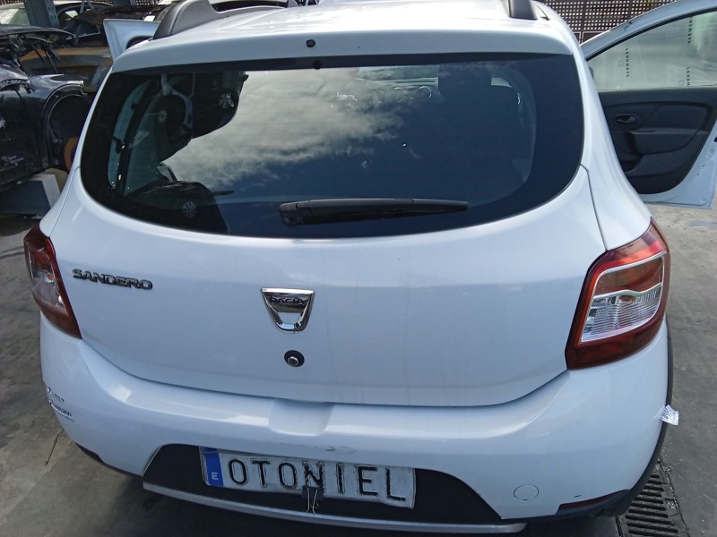 Recambio de porton trasero para dacia sandero ii (b8_) tce 90 (b8m1, b8ma) referencia OEM IAM 901003145R  