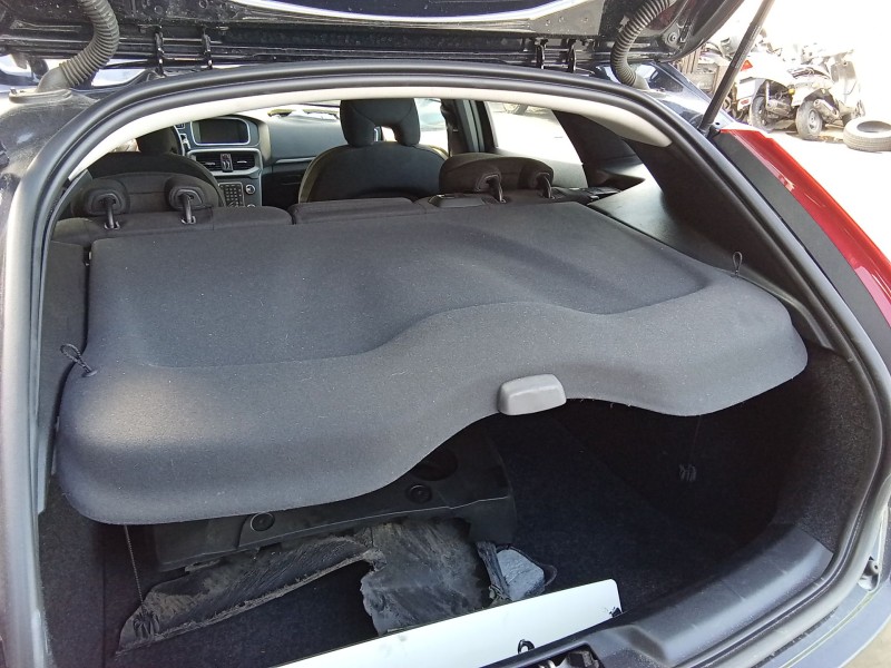 Recambio de bandeja trasera para volvo v40 hatchback (525) d2 referencia OEM IAM 31305872  