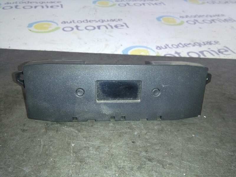 Recambio de display para citroën c3 1.1 furio referencia OEM IAM   