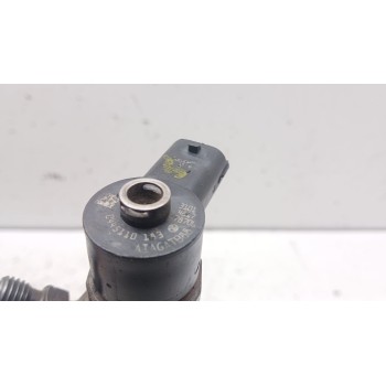 Recambio de inyector para fiat doblo ii cargo (263) furgón base referencia OEM IAM 0445110183  