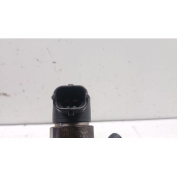 Recambio de inyector para fiat doblo ii cargo (263) furgón base referencia OEM IAM 0445110183  