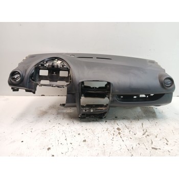 SALPICADERO 682001858R 