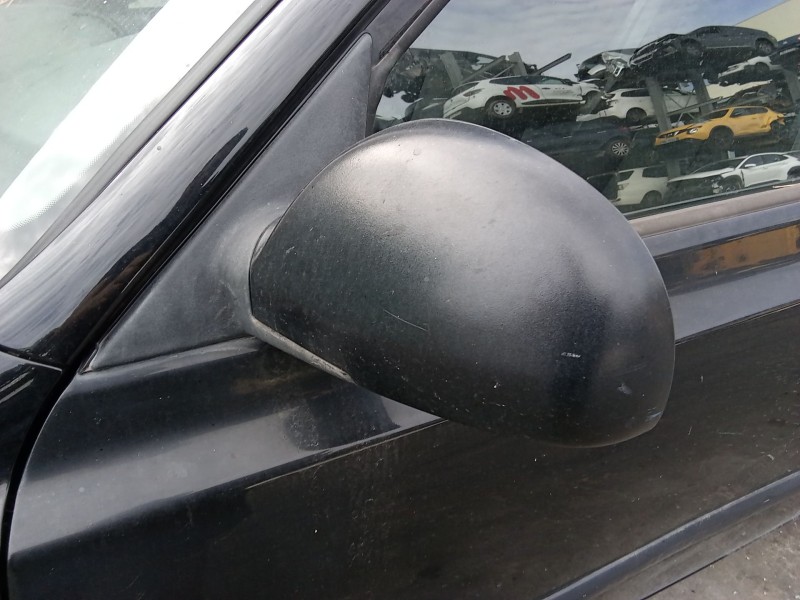 Recambio de retrovisor izquierdo para hyundai accent ii (lc) 1.5 crdi referencia OEM IAM 8762025621ca  
