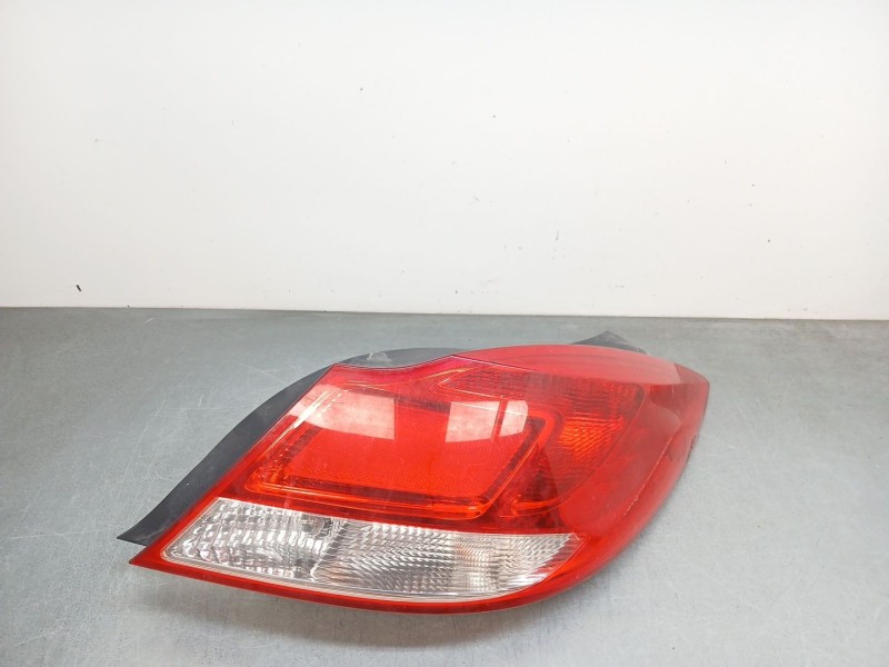 Recambio de piloto trasero derecho para opel insignia berlina edition referencia OEM IAM  4 P 