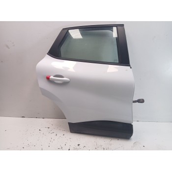 PUERTA TRASERA DERECHA 821008581R 
