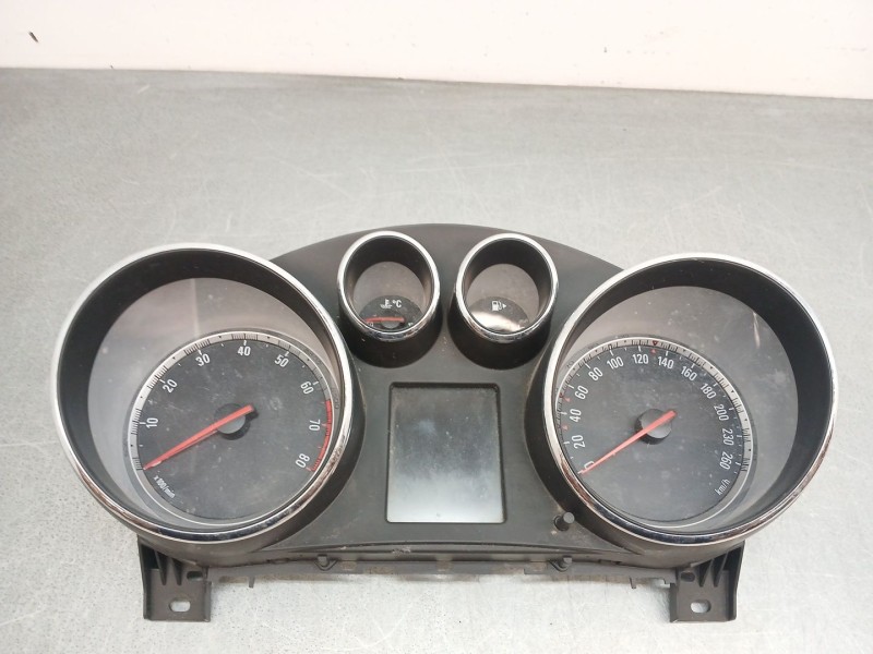 Recambio de cuadro instrumentos para opel insignia berlina edition referencia OEM IAM 22783071  