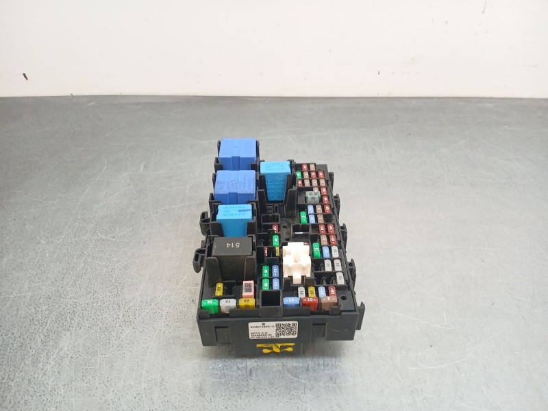 Recambio de caja reles / fusibles para renault captur ii (hf_) lpg (hfmt) referencia OEM IAM 284B74633R 243801284r 