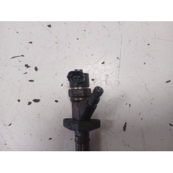 Recambio de inyector para renault master ii phase 2 caja cerrada 2.5 diesel referencia OEM IAM 0445110141  
