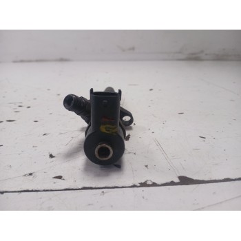 Recambio de inyector para renault master ii phase 2 caja cerrada 2.5 diesel referencia OEM IAM 0445110141  