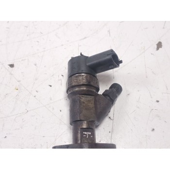 Recambio de inyector para renault master ii phase 2 caja cerrada 2.5 diesel referencia OEM IAM 0445110141  