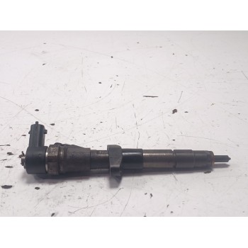 Recambio de inyector para renault master ii phase 2 caja cerrada 2.5 diesel referencia OEM IAM 0445110141  