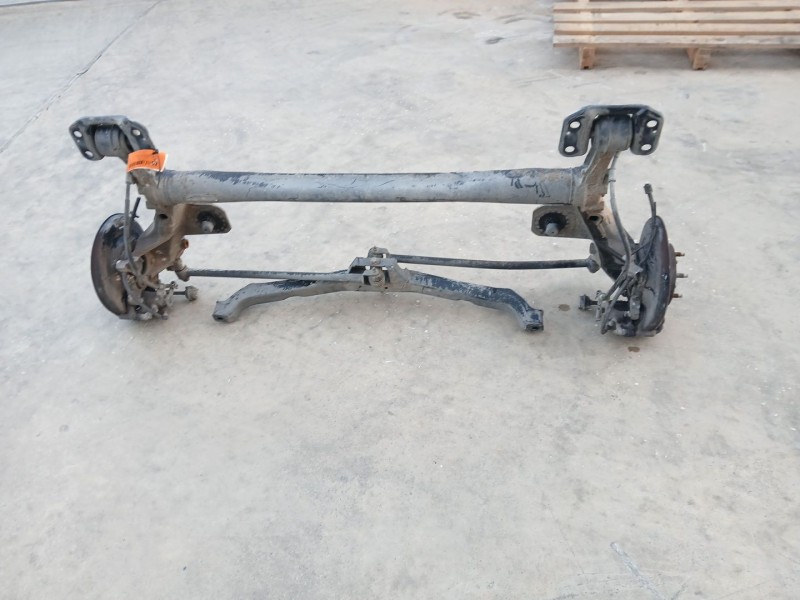 Recambio de puente trasero para opel astra j sports tourer selective referencia OEM IAM 13427778  