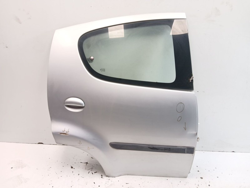 Recambio de puerta trasera derecha para citroën c1 sx referencia OEM IAM   