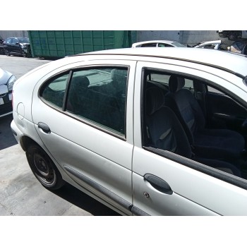 PUERTA TRASERA DERECHA 7751471876 