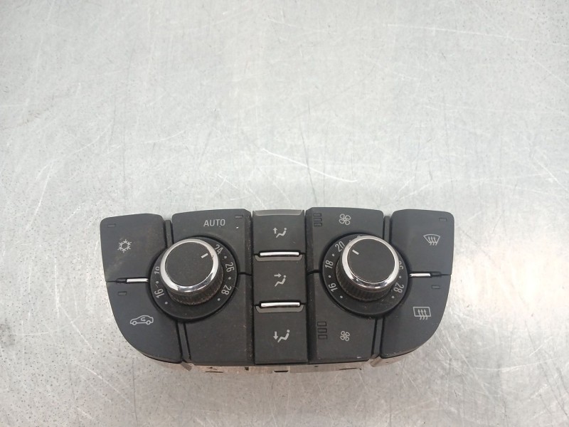 Recambio de mando climatizador para opel astra j (p10) 1.6 cdti (68) referencia OEM IAM 13435148  