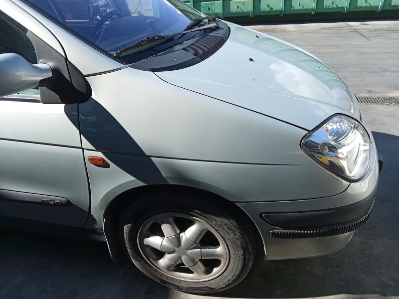 Recambio de aleta delantera derecha para renault megane scénic (ja0/1_) 1.9 d (ja0j) referencia OEM IAM 7700844960  