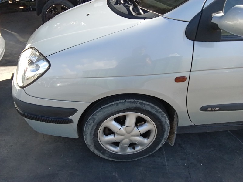 Recambio de aleta delantera izquierda para renault megane scénic (ja0/1_) 1.9 d (ja0j) referencia OEM IAM 7700843699  