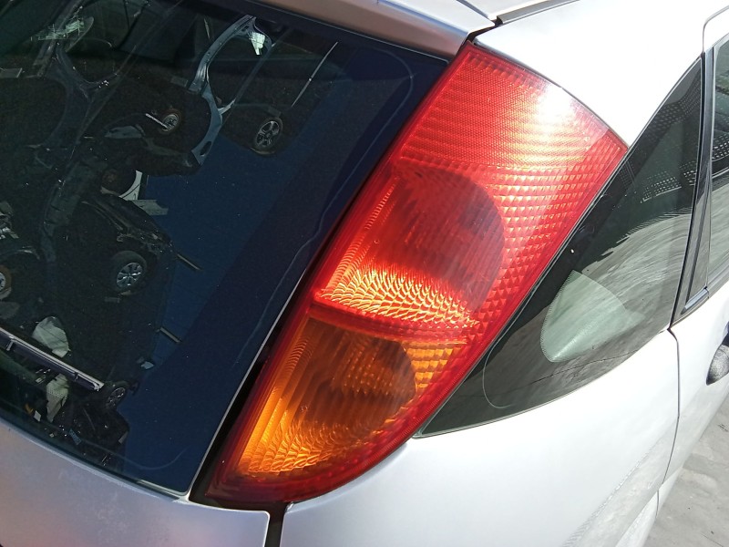 Recambio de piloto trasero derecho para ford focus i (daw, dbw) 1.6 16v referencia OEM IAM 1214226  