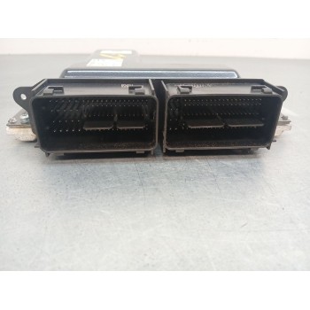 Recambio de centralita motor uce para volvo v40 hatchback (525) d2 referencia OEM IAM 31452623  