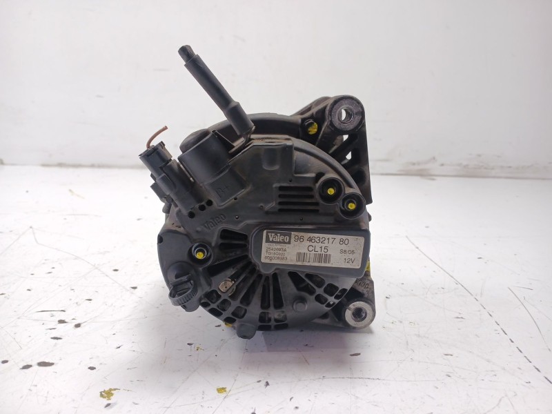 Recambio de alternador para peugeot 407 (6d_) 1.6 hdi 110 (6d9hzc, 6d9hyc) referencia OEM IAM 9646321780 CL15 2542693A