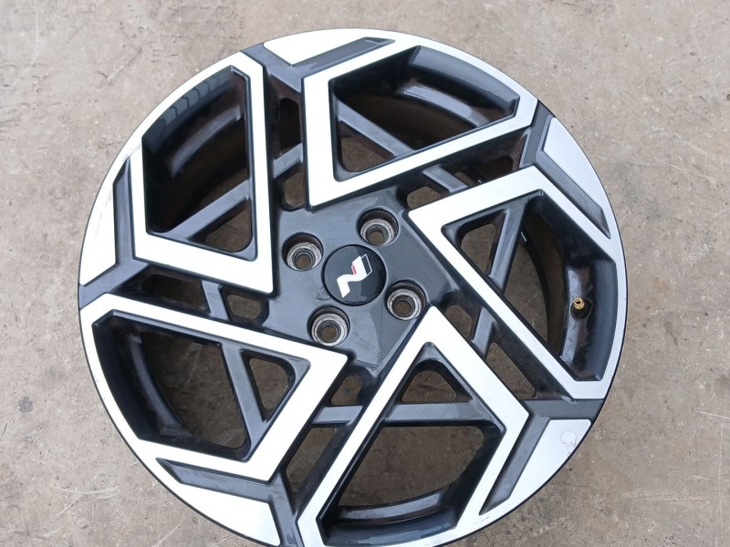 Recambio de llanta para hyundai i20 iii (bc3, bi3) 1.2 referencia OEM IAM 52910Q0530 X1 17 PULGADAS