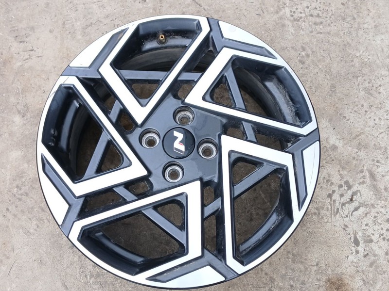 Recambio de llanta para hyundai i20 iii (bc3, bi3) 1.2 referencia OEM IAM 52910Q0530 X1 17 PULGADAS