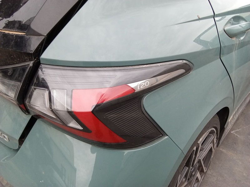 Recambio de piloto trasero derecho para hyundai i20 iii (bc3, bi3) 1.2 referencia OEM IAM 92402Q0600  