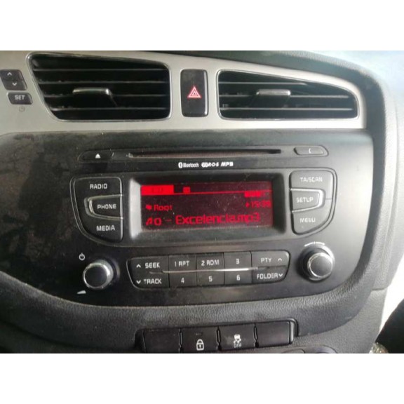Recambio de sistema audio / radio cd para kia cee´d drive referencia OEM IAM   