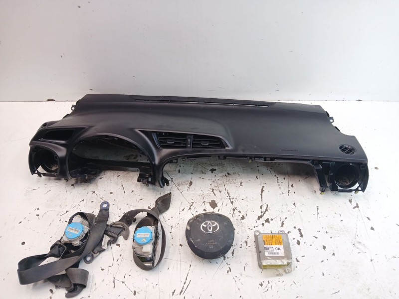 Recambio de kit airbag para toyota yaris (_p13_) 1.0 (ksp130_) referencia OEM IAM 550840D040  